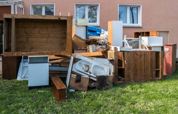 Best Attic Cleanout Services  in New Vienna, OH